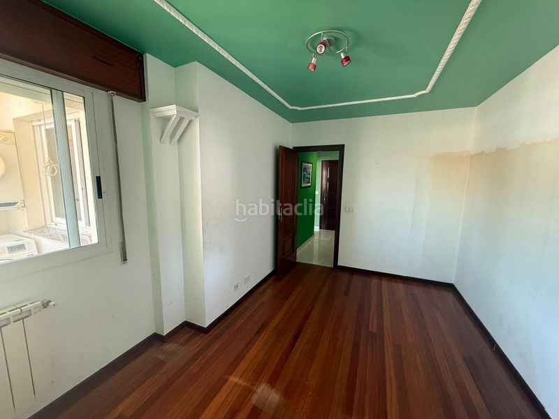 Foto a884209d-c55d-4eea-ae88-2291171fc54d. Piso  en venta centro en Boiro