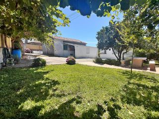 Terreny residencial  Lugar lugar tarrío. Se vende finca con galpón en la zona de ousensa  vilanova de aro