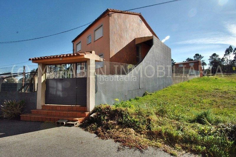Foto 0ceae714-f233-4a61-845b-d8a74c1388f1. Casa amb calefacció aparcament a Catoira