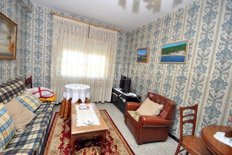 Foto 9985330f-029d-4925-86b7-5332e876e8ba. Casa amb calefacció aparcament a Catoira
