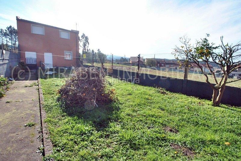 Foto da2dd10c-0d02-4621-a2e1-4db85bb2cc0d. Casa amb calefacció aparcament a Catoira