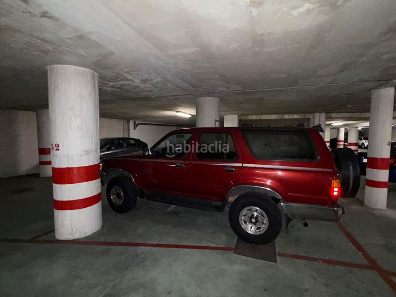 Foto aa4333d0-c9c1-4880-8d5a-fe1484c36015. Aparcament cotxe a derechos humanos 2 a Boiro