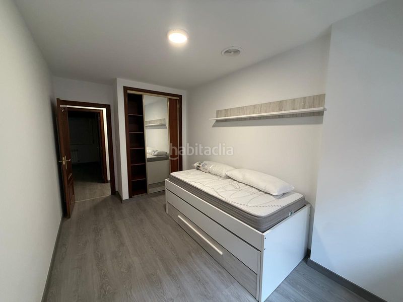 Foto 0070869e-da50-45af-afc5-f9c733e965e0. Lloguer apartament amb calefacció aparcament a O Milladoiro Ames