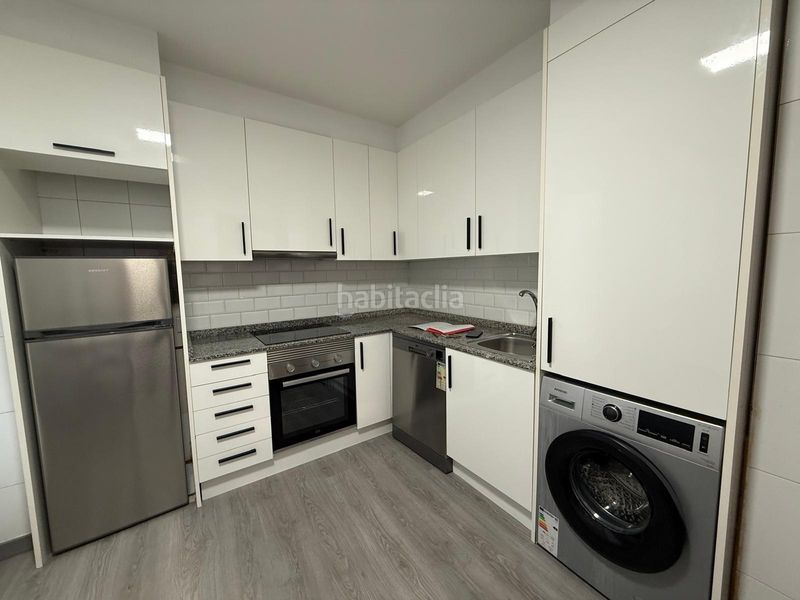 Foto c9576def-fa06-4dce-93f3-a8971aebea82. Lloguer apartament amb calefacció aparcament a O Milladoiro Ames