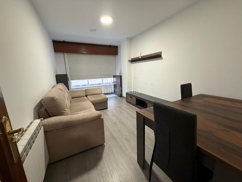 Foto d3762d1b-b120-4c43-9b20-9a6bb9e4620a. Lloguer apartament amb calefacció aparcament a O Milladoiro Ames