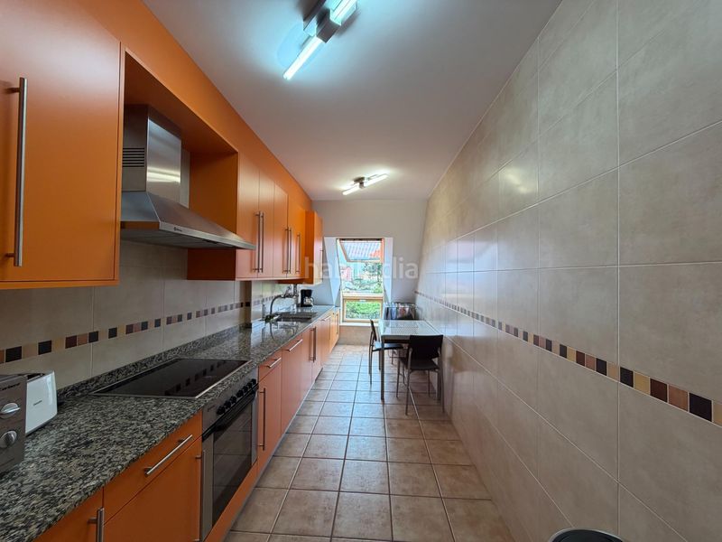 Foto a4ae6d0b-c3a5-4561-a689-8520514dbb95. Pis amb calefacció aparcament a Boiro