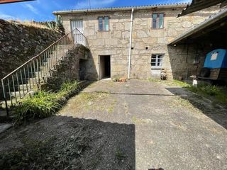 Haus in Valga. Casa para reformar en venta en valga con terreno de 440 m2