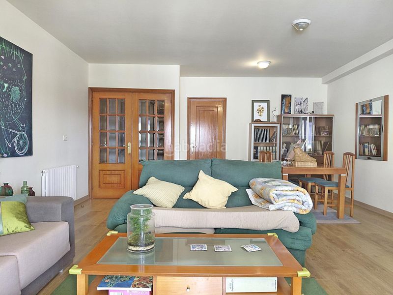 Foto b13da37b-653d-4d79-9852-911718e2bc14. Casa amb calefacció aparcament a Cambados
