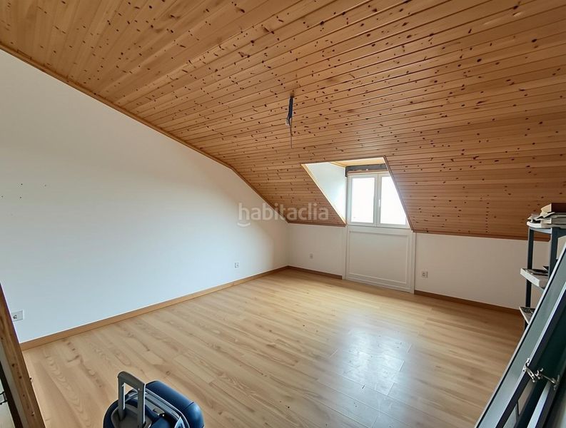 Foto eeedaaf7-95c8-4464-915a-9a6135880fa2. Casa amb calefacció aparcament a Cambados
