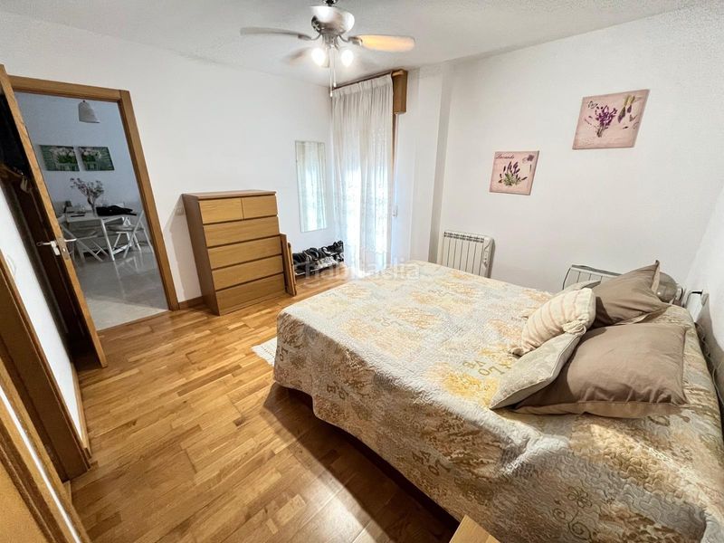 Foto 8e4c2508-8375-46bf-b79f-945575ae4b15. Apartament amb calefacció a Rianxo