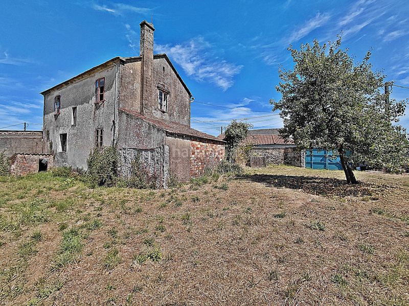 Foto 14ec88f2-692e-499b-abc8-09ba3d07ff84. Casa amb aparcament a Portas