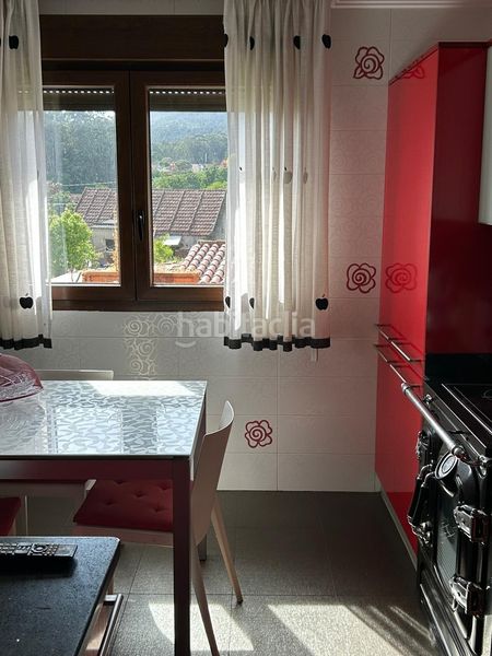 Foto ba582732-62a7-4bbf-b494-017af0a6e6cc. Chalet mit heizung parking in Pobra do Caramiñal (A)