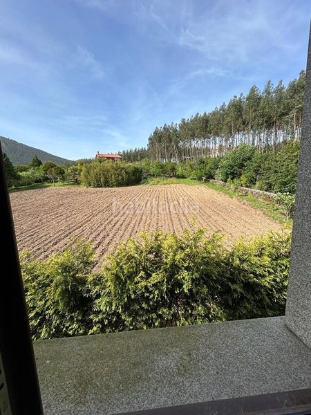 Foto d54b4484-acc4-4d56-b59b-b0035d30b168. Chalet mit heizung parking in Pobra do Caramiñal (A)