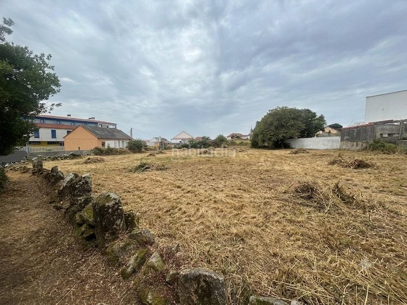 Foto 0c1ae4a0-297c-4225-bb2e-50e5a8e0d321. Terreny residencial a Aguiño Ribeira