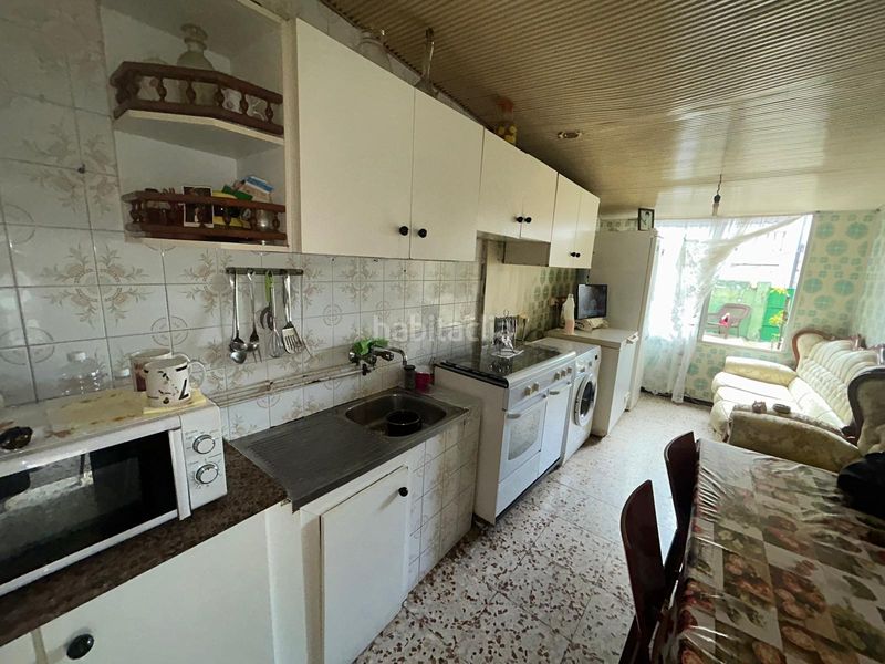 Foto fb33f466-b94c-48b6-bd1c-6ccff30b138c. Casa amb aparcament a Pobra do Caramiñal (A)