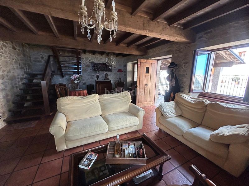 Foto b5876310-2b19-4ba8-8e2d-09f26a52d4bf. Casa amb calefacció aparcament a Boiro