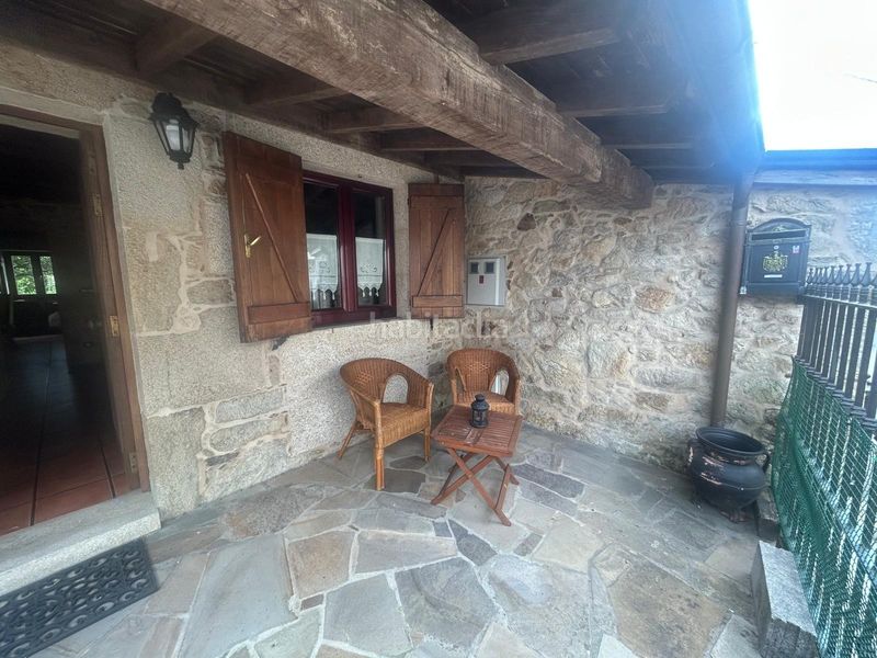 Foto d70f8910-ab97-4ef1-b5fb-abc223cd6e55. Casa amb calefacció aparcament a Boiro