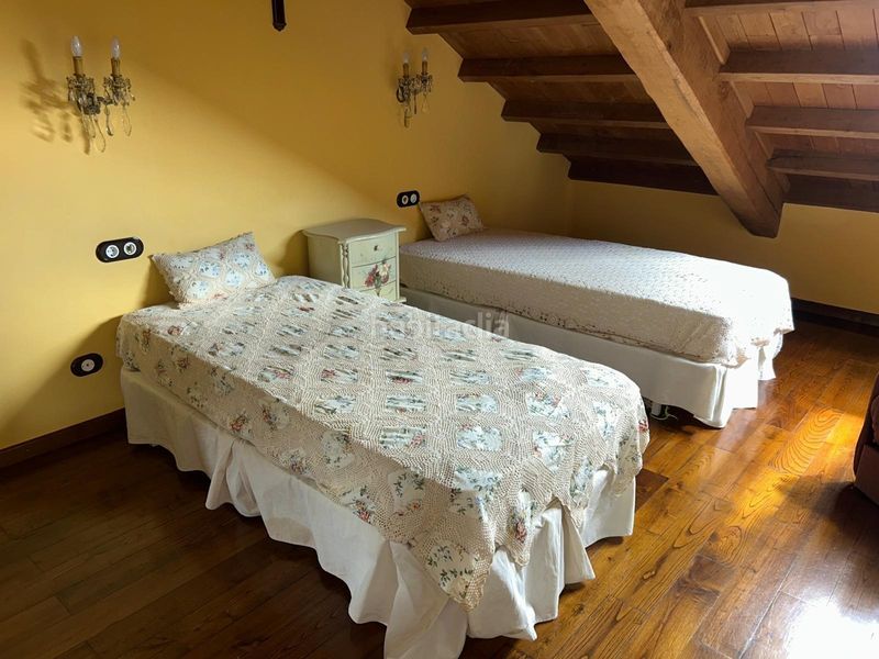 Foto f439737a-1b33-43a5-ad28-3c12b670e581. Casa amb calefacció aparcament a Boiro