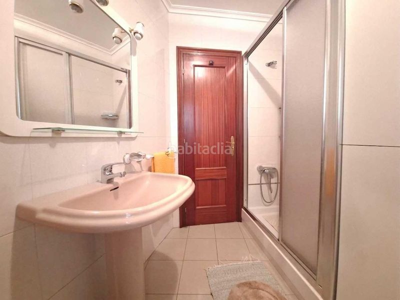 Foto 2598b366-9a91-49d1-aa90-e7964de42981. Piso en paseo playa de silgar 8 piso en la mejor zona primera linea de playa silgar en Sanxenxo