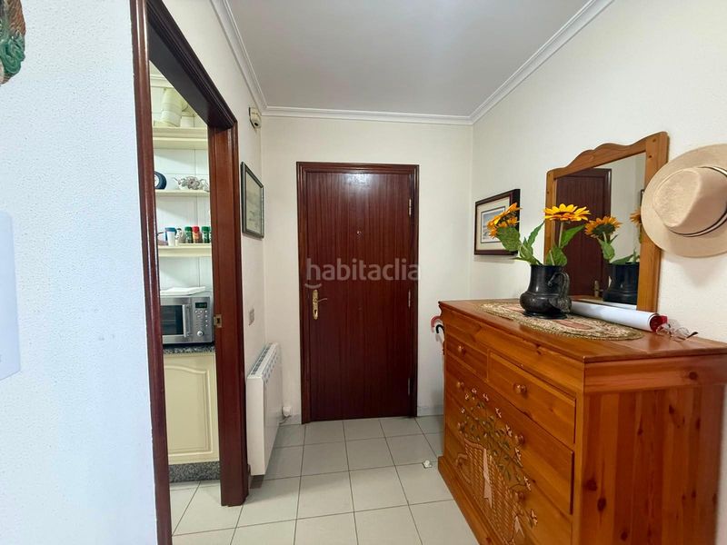 Foto 2b449ffa-9127-40d6-a76e-36c2fef7a9c5. Piso en paseo playa de silgar 8 piso en la mejor zona primera linea de playa silgar en Sanxenxo