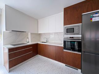 Apartamento en Boiro. Piso en el centro de boiro