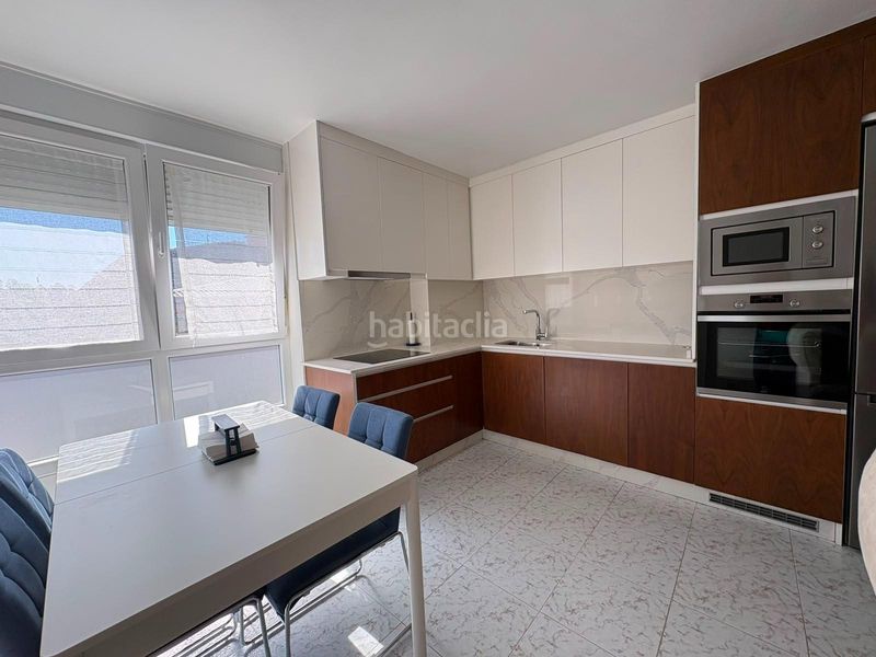Foto 8958a70f-69c4-448d-b812-34e141bff00d. Apartament amb aparcament a Boiro