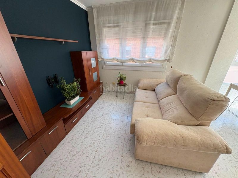 Foto 8f5614a5-df6a-4a5f-ba6e-a2c2033340c1. Apartament amb aparcament a Boiro