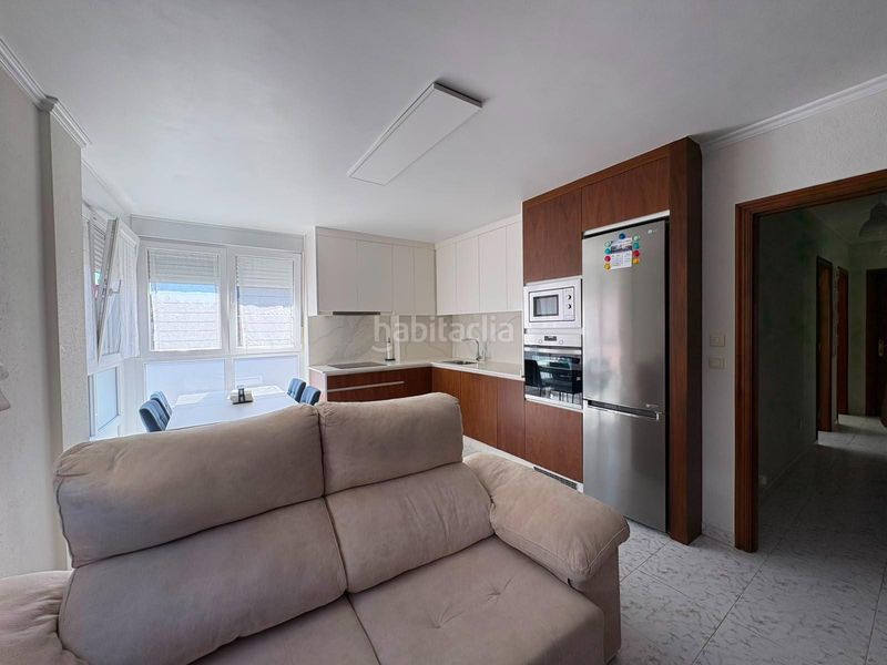 Foto ae4039d5-de8c-474a-b597-0379a94f2516. Apartament amb aparcament a Boiro