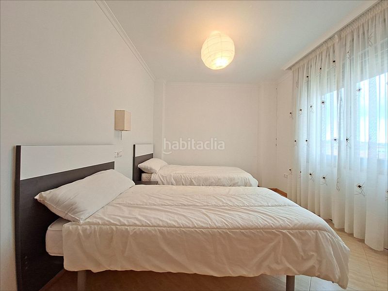 Foto 739cc42a-9ee0-48ae-adb1-110a5698c17c. Pis a Vilanova de Arousa