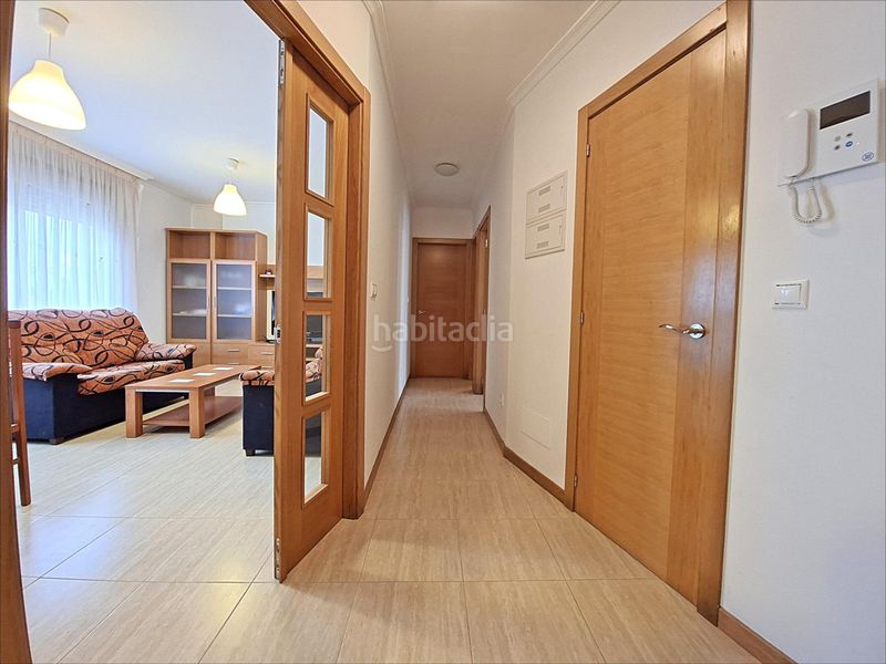 Foto ebe31f70-bce5-4644-9e66-2c7d12ec1380. Pis a Vilanova de Arousa