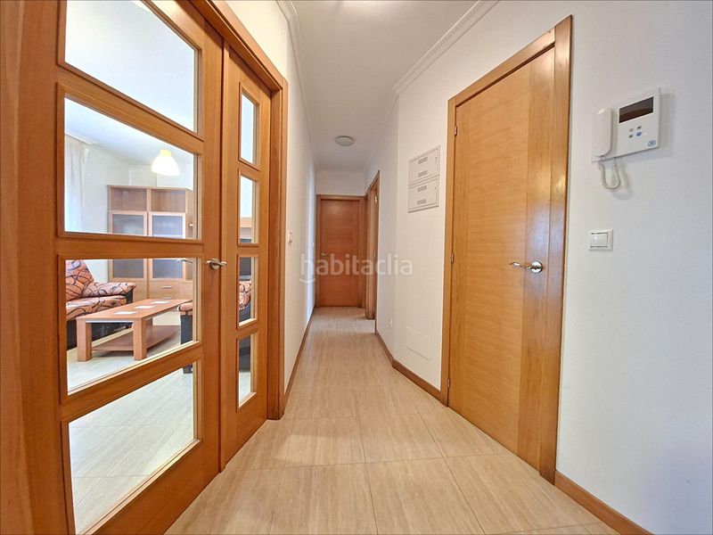 Foto fdd11c0b-3512-4cb3-a917-7198153b5d2e. Pis a Vilanova de Arousa