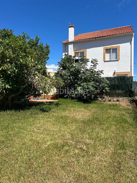 Foto 4cd1585b-0bc3-401d-885c-857e67ea60be. Casa amb aparcament a Pobra do Caramiñal (A)