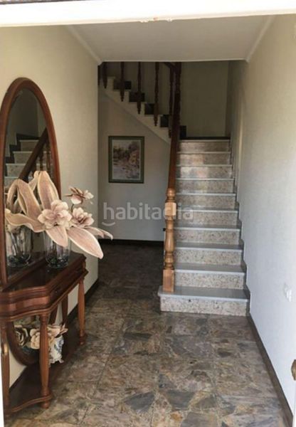 Foto c84e02a0-9752-4564-9160-4db78ebb3f48. Casa amb aparcament a Pobra do Caramiñal (A)