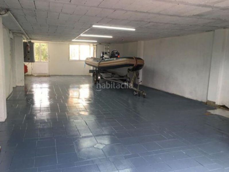 Foto e66f3d86-692c-4d70-bb79-e66bf7a39404. Casa amb aparcament a Pobra do Caramiñal (A)