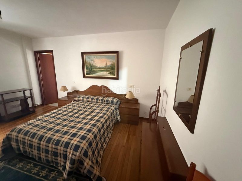 Foto 1a0f8f70-79f7-47ef-b5eb-69d017659106. Rent apartment in Boiro