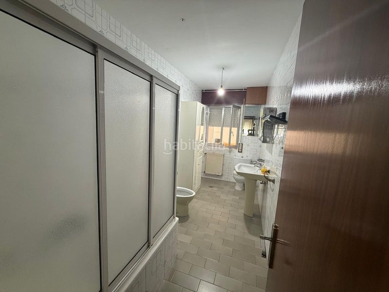 Foto 1e6a647c-c38e-40cc-bf16-f7bb0ce63cbd. Rent apartment in Boiro