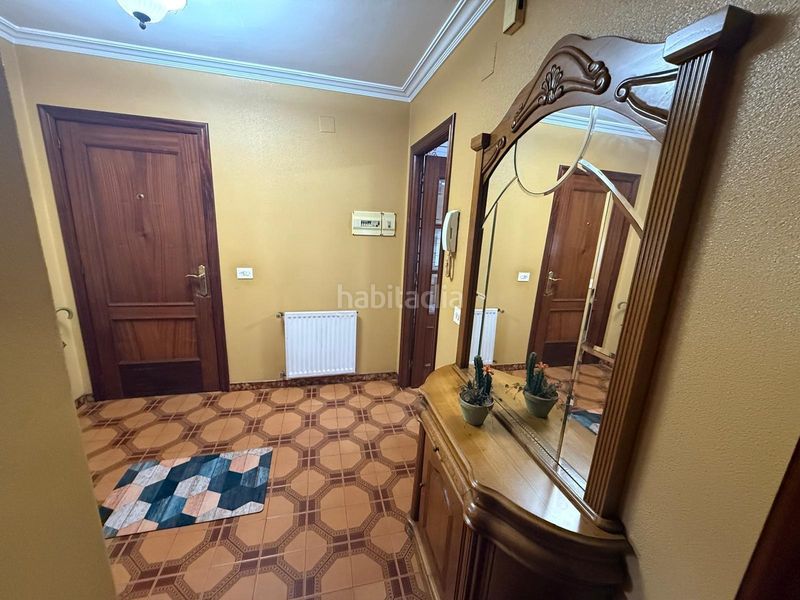 Foto 688f893d-4161-43c0-bec9-0b562c384eea. Rent apartment in Boiro