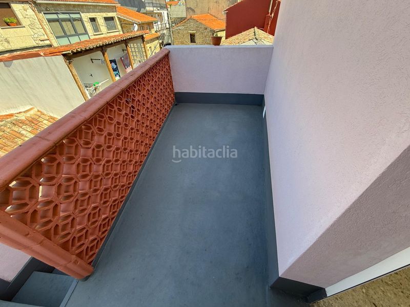 Foto b20abaa7-ad7e-48c7-bdac-93d56b3bef39. Casa adossada a Boiro