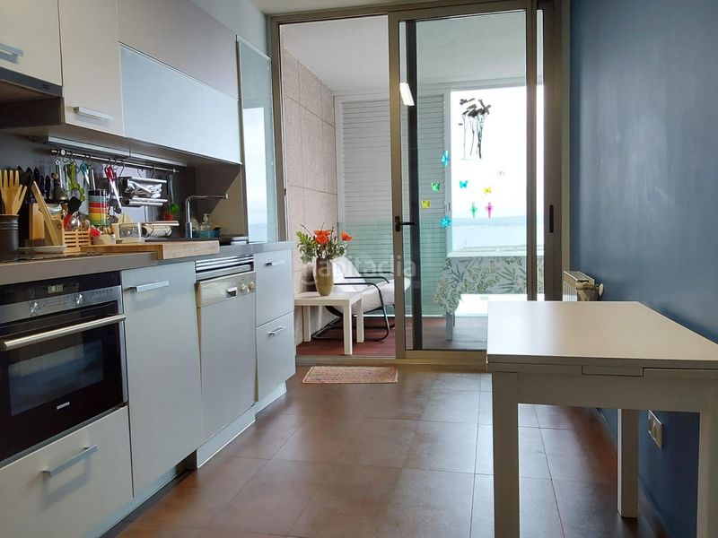 Foto 539ba188-7464-4d69-89fc-f4e5be25fbb8. Rent flat with heating parking in santa uxía de Ribeira Ribeira