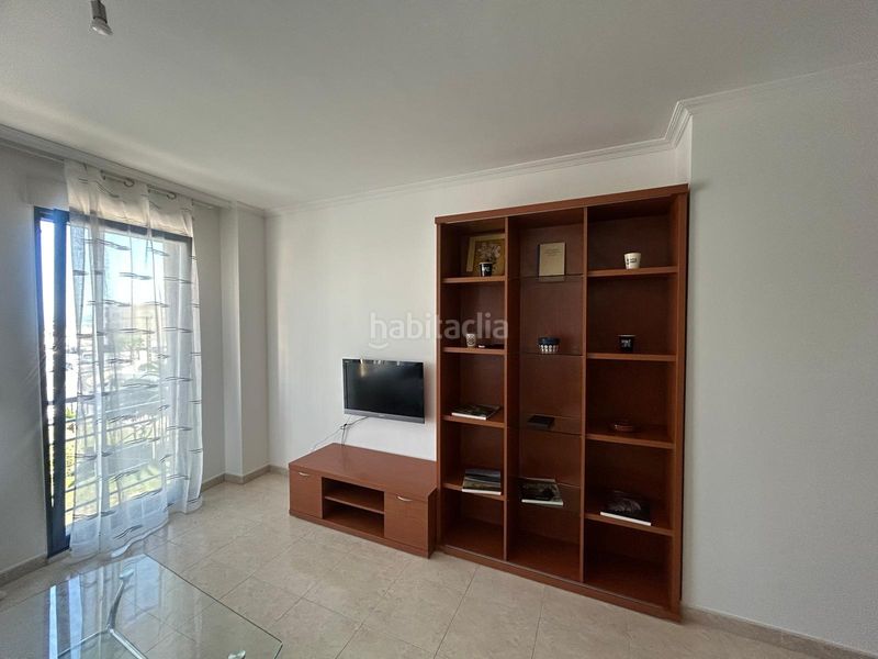 Foto 30515c13-87a6-4f79-a487-c18e9292e3a7. Rent flat with parking in Aguiño Ribeira