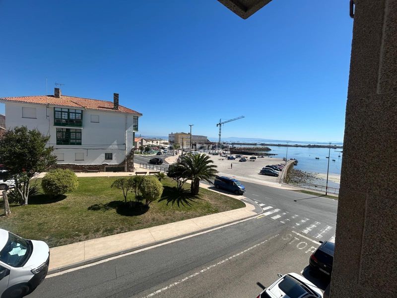 Foto 90241154-95e6-43eb-b236-3c2941ada717. Rent flat with parking in Aguiño Ribeira