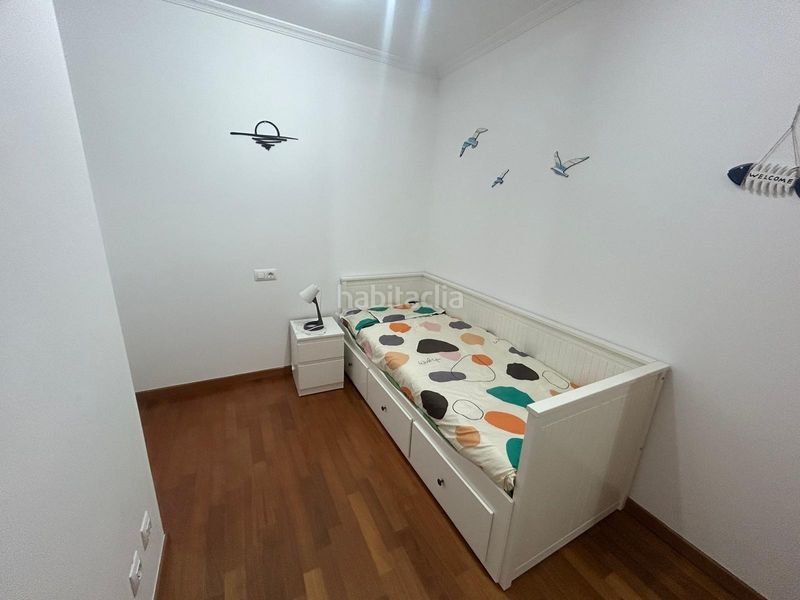 Foto e9e6a92e-dbd4-403b-987f-c12787675f17. Rent flat with parking in Aguiño Ribeira
