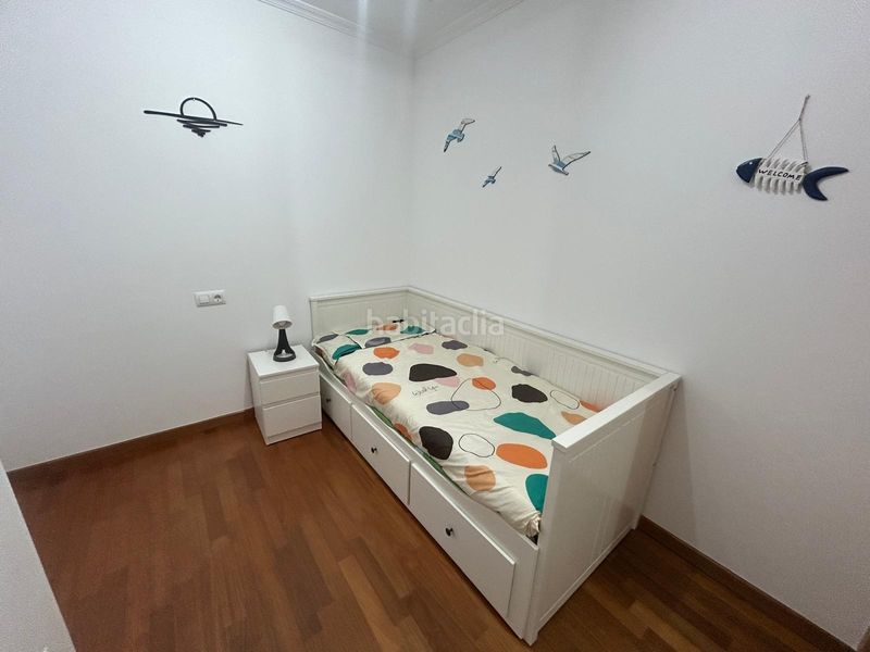 Foto fb127f2a-f53b-4d06-b2ad-6c590cd55611. Rent flat with parking in Aguiño Ribeira
