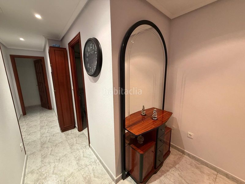 Foto bf482f7d-aa57-4d31-b4a2-59e2c3592998. Rent flat in Pobra do Caramiñal (A)