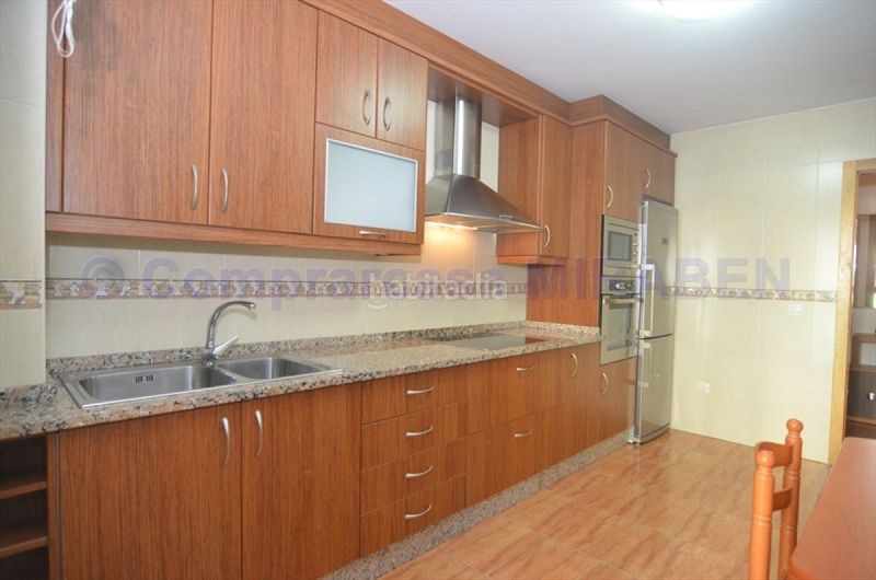Foto 96c8dfea-d53a-4bca-b044-beee1960966f. Location appartement dans calle cimadevila 41 dans Boiro