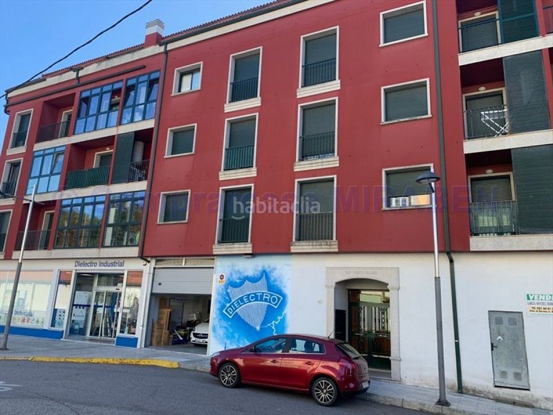 Foto adf50d6d-0fb8-4f72-9678-6fa0b18d24d4. Location appartement dans calle cimadevila 41 dans Boiro