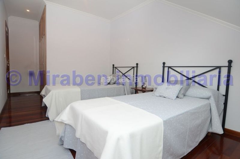 Foto 05c383d9-6683-45b9-a315-0ccb30f93acd. Rent duplex in lugar saltiño 14 in Boiro