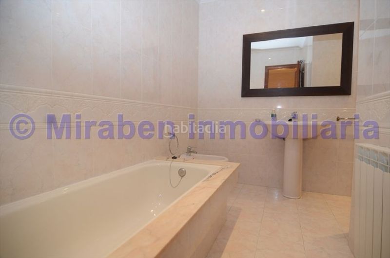 Foto 73a14406-8e8a-4e5a-ba70-b294aaa3e697. Rent duplex in lugar saltiño 14 in Boiro