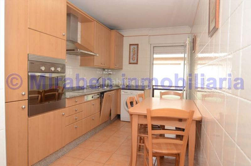 Foto 96e4d982-dc16-49aa-a783-1e9caf7ad808. Rent duplex in lugar saltiño 14 in Boiro