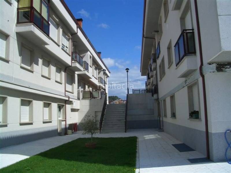 Foto acfb8de2-6fcf-4276-9c01-fcdc031c685f. Rent duplex in lugar saltiño 14 in Boiro